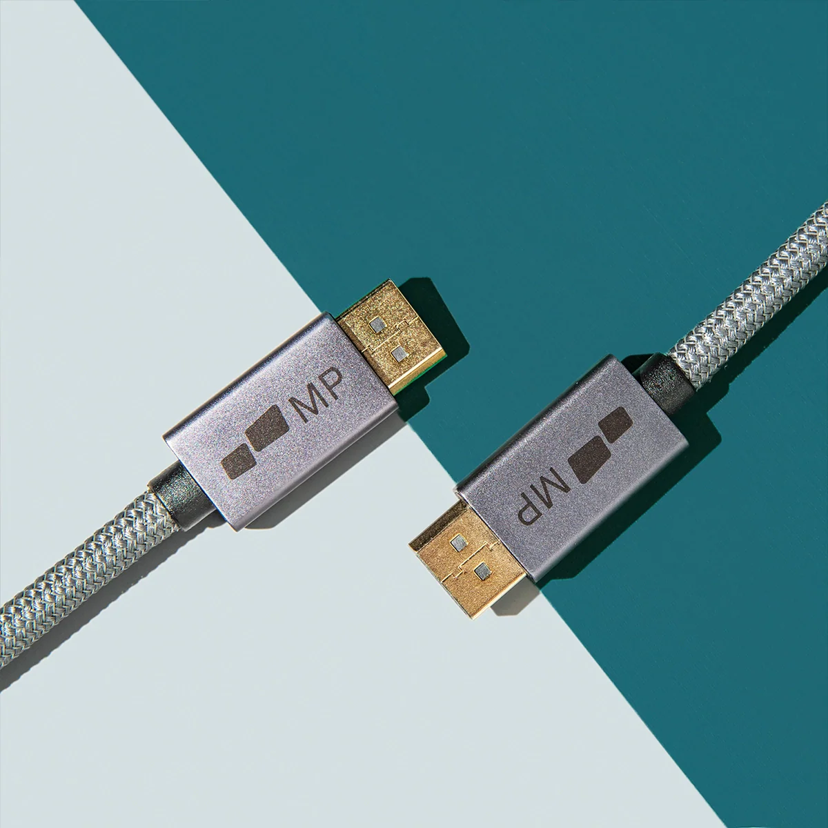 8K DisplayPort Cable - Image 3